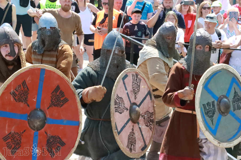 Fotorelacja: XIX Najazd Barbarzyńców - Ogrodzieniec.