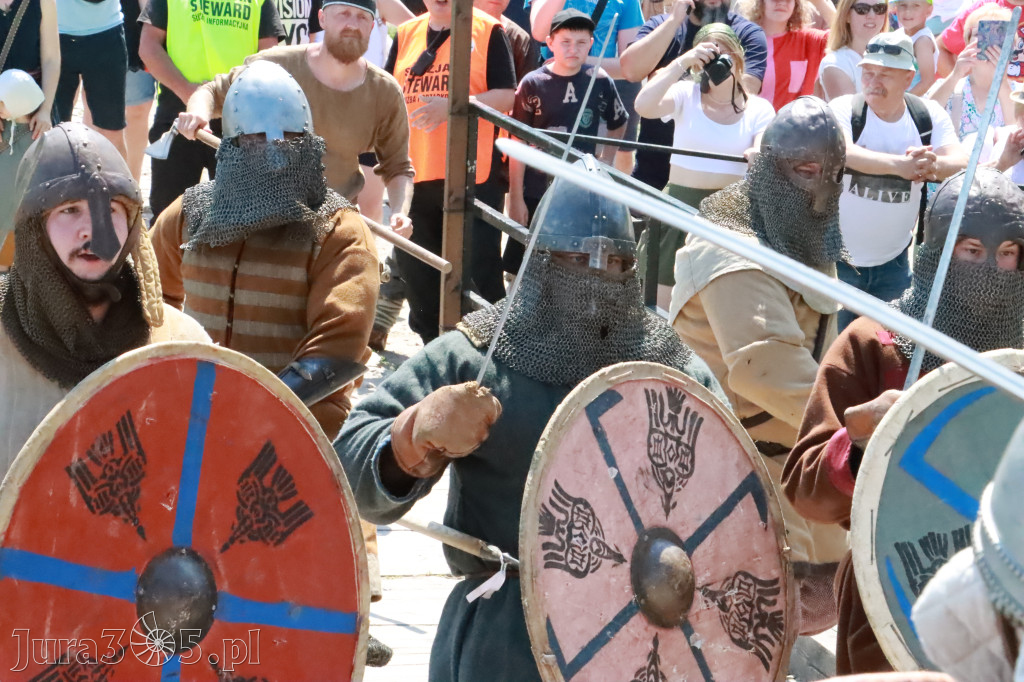 Fotorelacja: XIX Najazd Barbarzyńców - Ogrodzieniec.