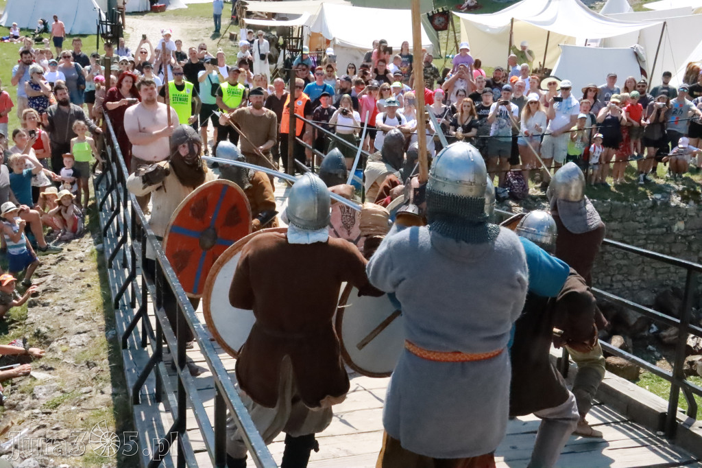 Fotorelacja: XIX Najazd Barbarzyńców - Ogrodzieniec.