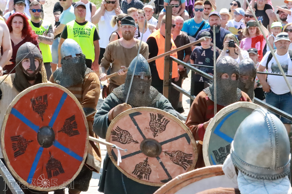 Fotorelacja: XIX Najazd Barbarzyńców - Ogrodzieniec.
