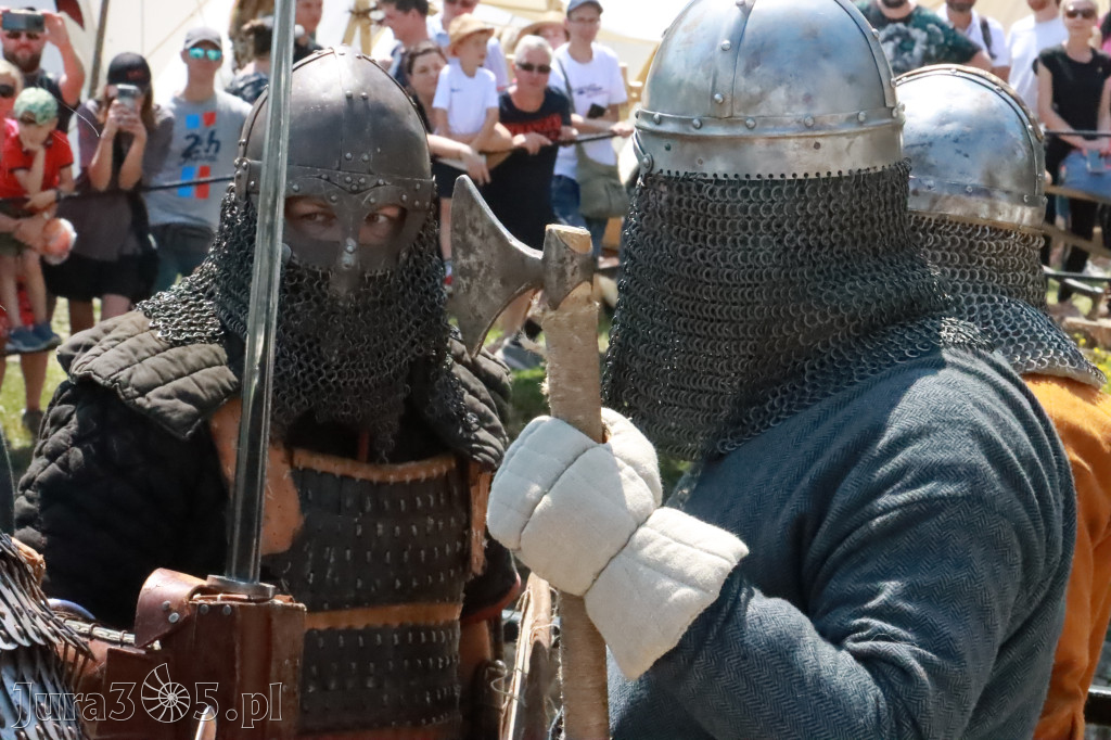 Fotorelacja: XIX Najazd Barbarzyńców - Ogrodzieniec.