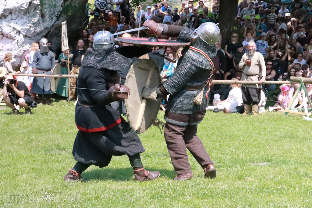 Fotorelacja: Finały Turnieju Bojowego Wojów - Zamek Ogrodzieniec.