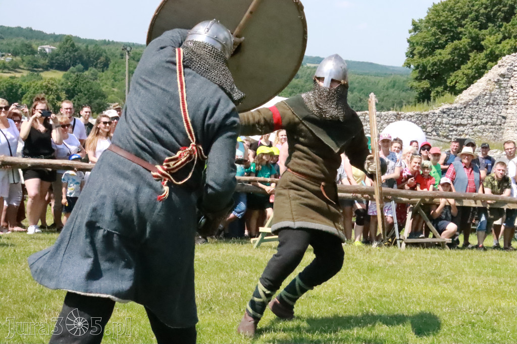 Fotorelacja: Finały Turnieju Bojowego Wojów - Zamek Ogrodzieniec.