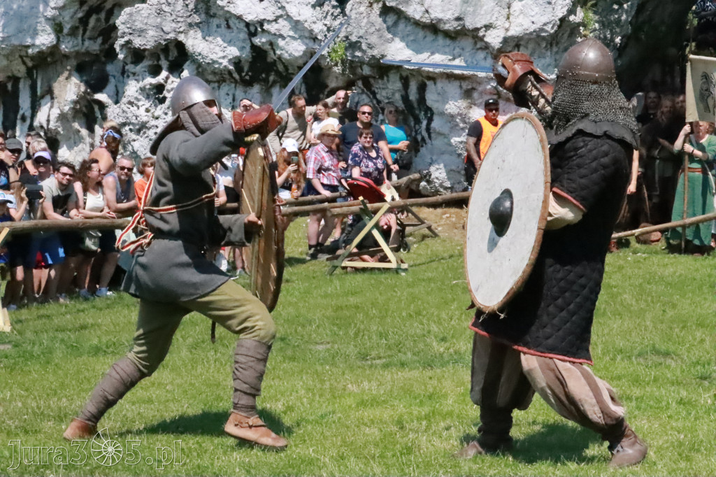 Fotorelacja: Finały Turnieju Bojowego Wojów - Zamek Ogrodzieniec.