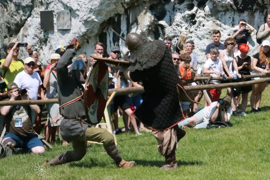 Fotorelacja: Finały Turnieju Bojowego Wojów - Zamek Ogrodzieniec.