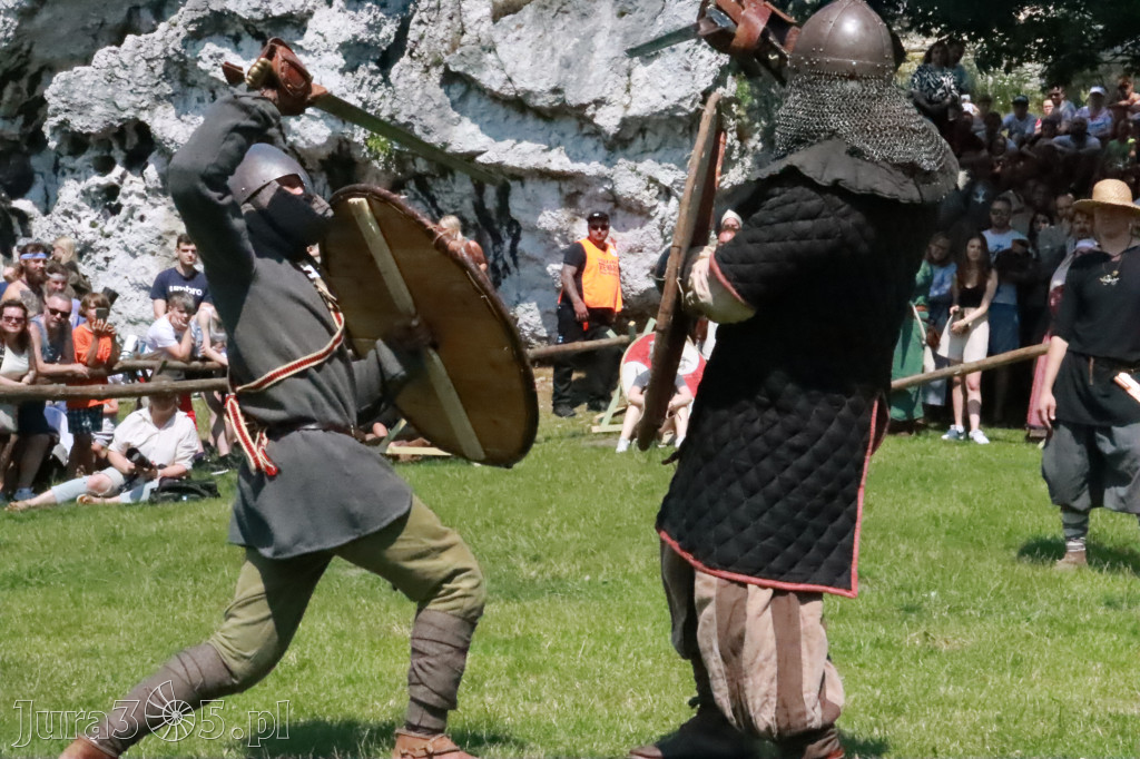 Fotorelacja: Finały Turnieju Bojowego Wojów - Zamek Ogrodzieniec.