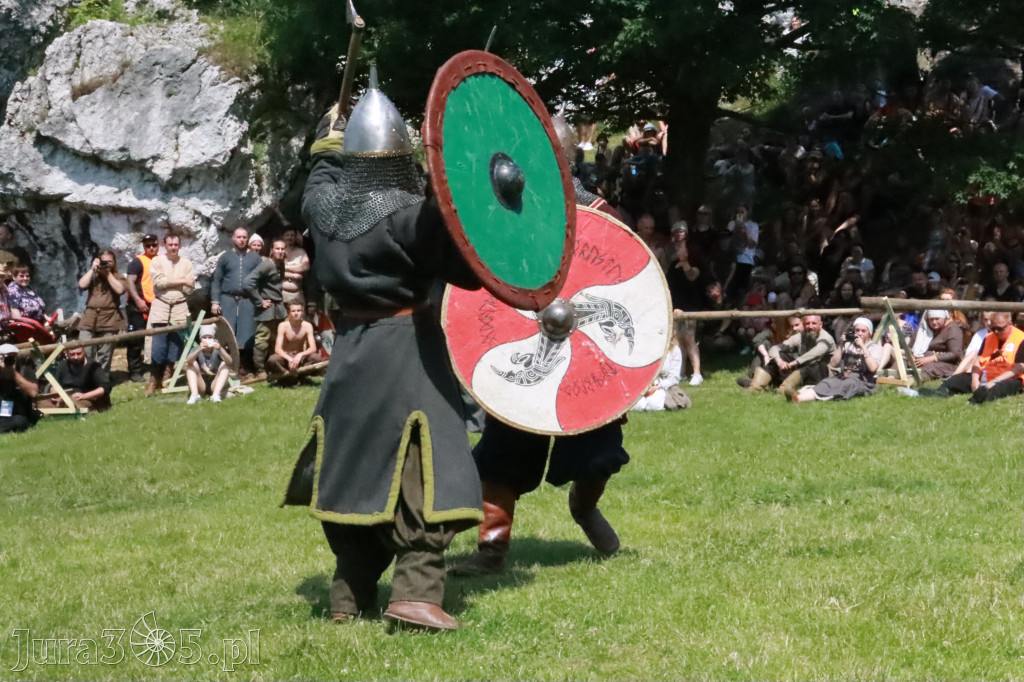 Fotorelacja: Finały Turnieju Bojowego Wojów - Zamek Ogrodzieniec.