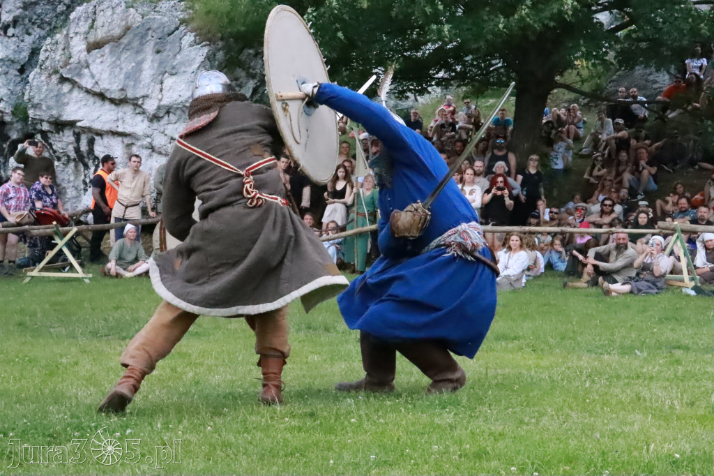 Fotorelacja: Finały Turnieju Bojowego Wojów - Zamek Ogrodzieniec.