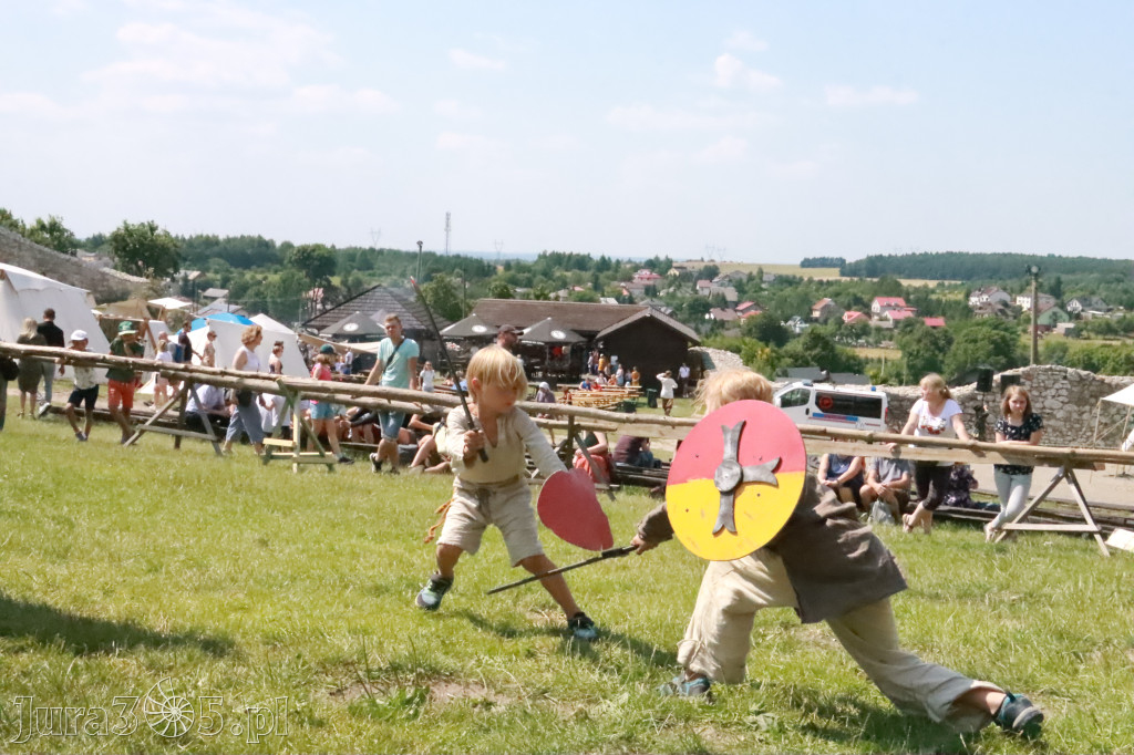 Fotorelacja: Finały Turnieju Bojowego Wojów - Zamek Ogrodzieniec.