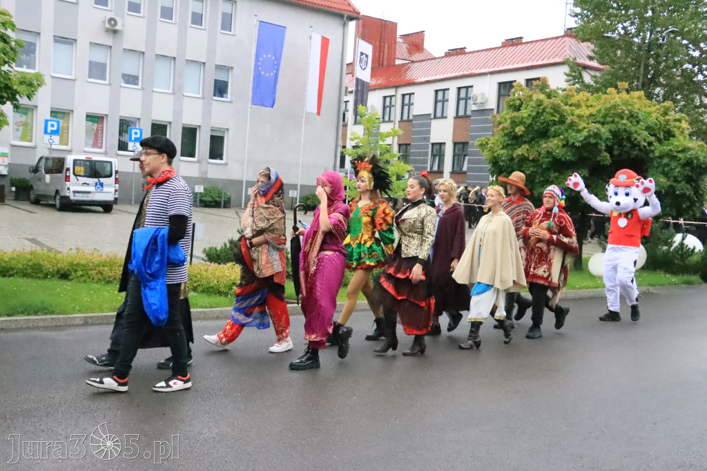 Fotorelacja: Święto Gminy Ogrodzieniec - Korowód