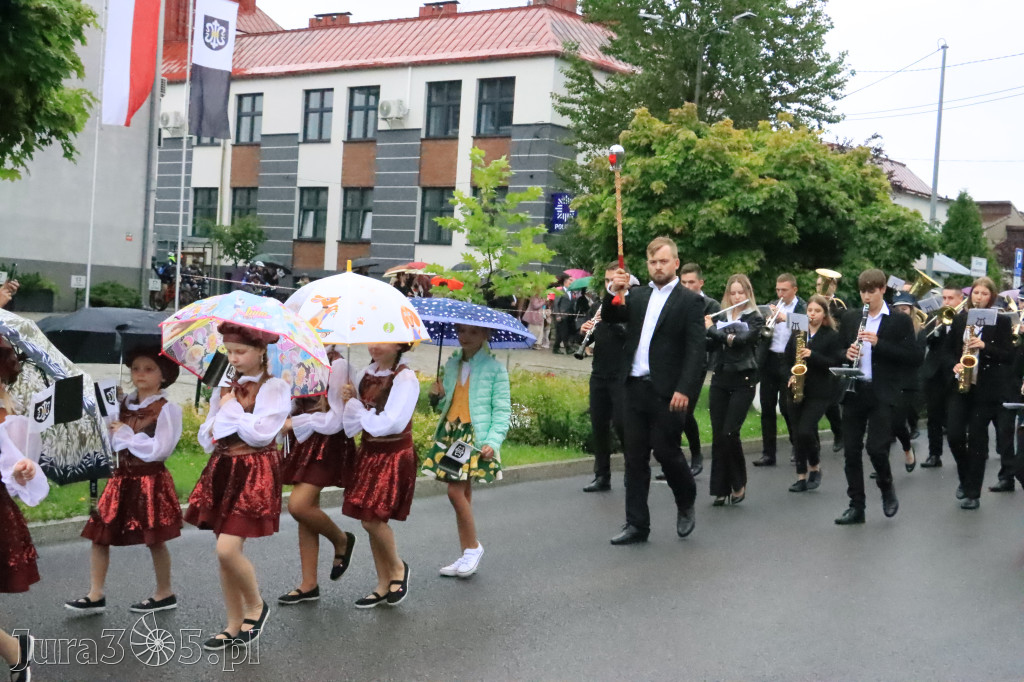 Fotorelacja: Święto Gminy Ogrodzieniec - Korowód