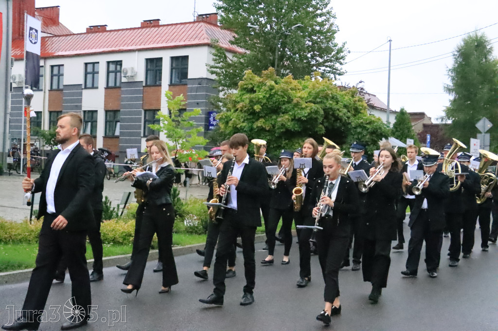 Fotorelacja: Święto Gminy Ogrodzieniec - Korowód