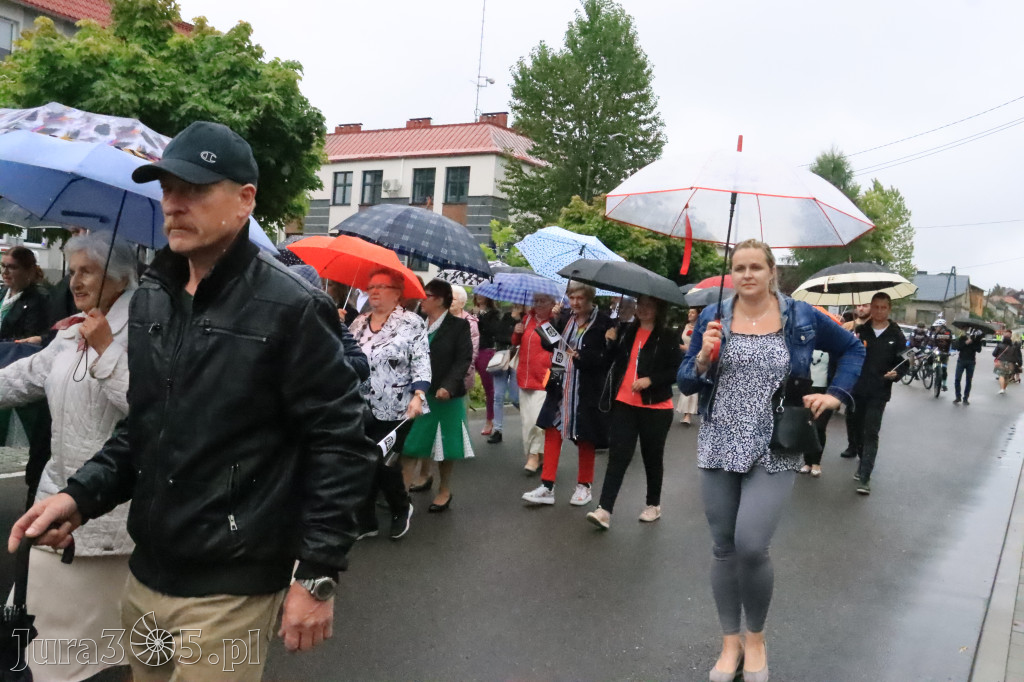 Fotorelacja: Święto Gminy Ogrodzieniec - Korowód