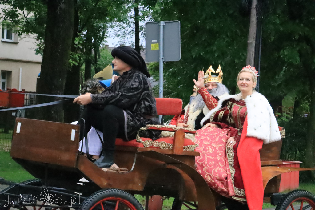 Fotorelacja: Święto Gminy Ogrodzieniec - Korowód