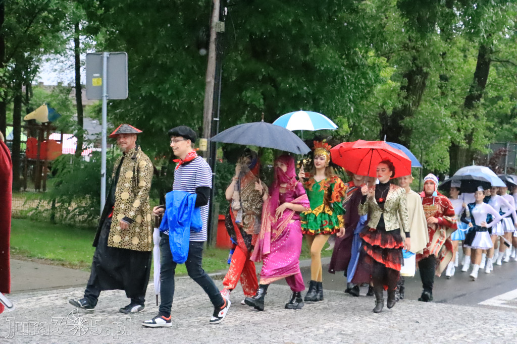 Fotorelacja: Święto Gminy Ogrodzieniec - Korowód