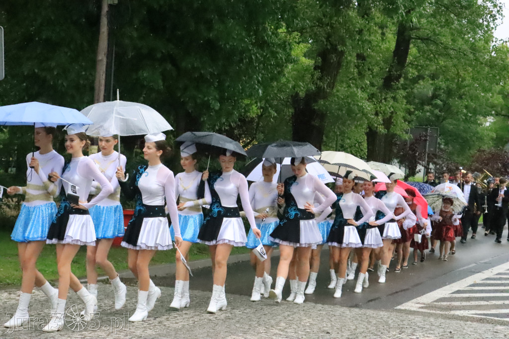 Fotorelacja: Święto Gminy Ogrodzieniec - Korowód