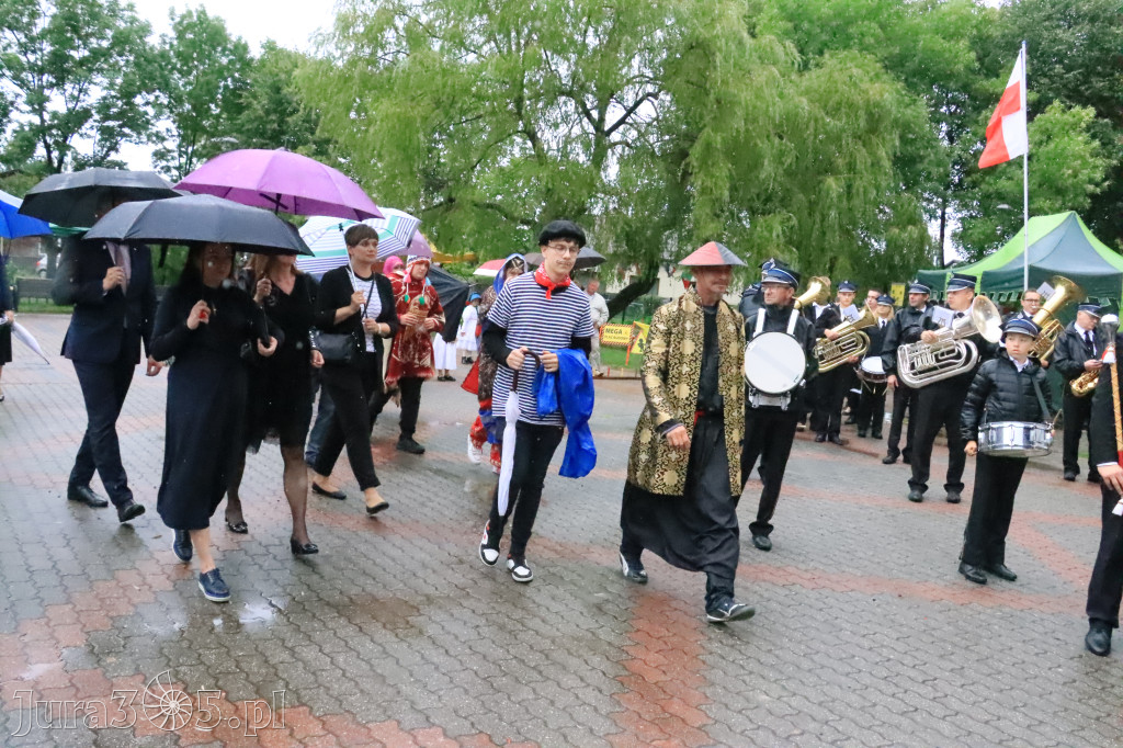 Fotorelacja: Święto Gminy Ogrodzieniec - Korowód