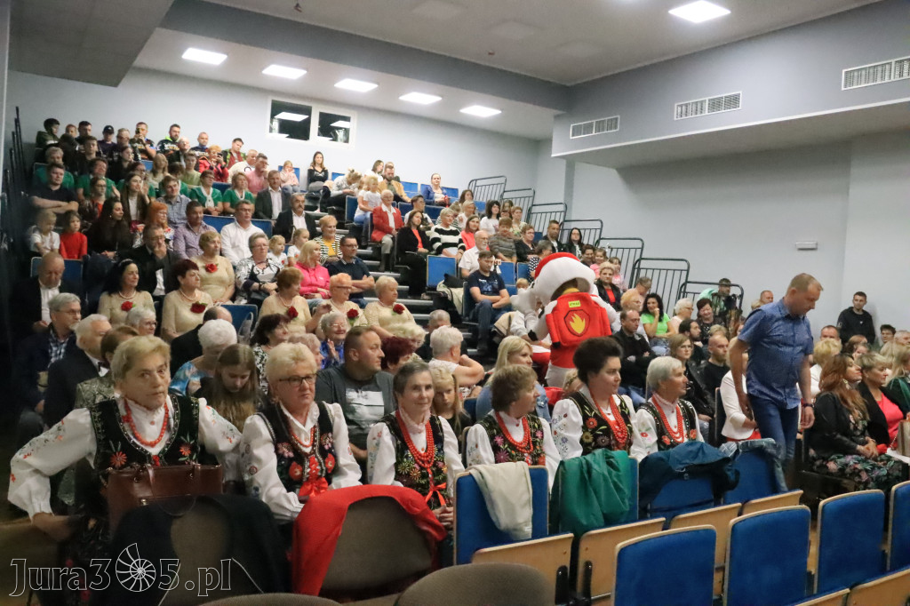 Fotorelacja: Święto Gminy Ogrodzieniec - Korowód