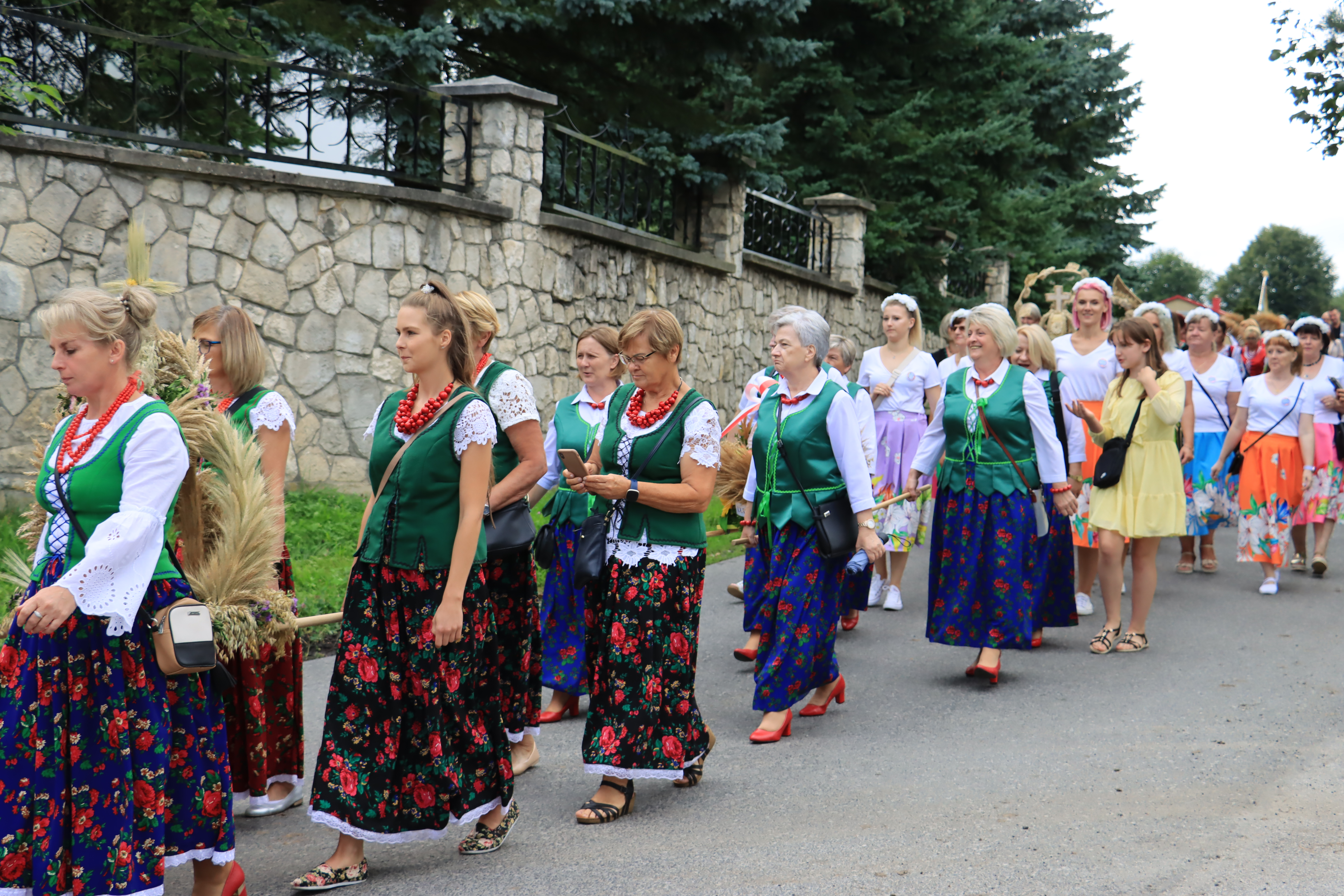 Fotorelacja: Dożynki Gminno-Parafialne w Niegowie cz. 1