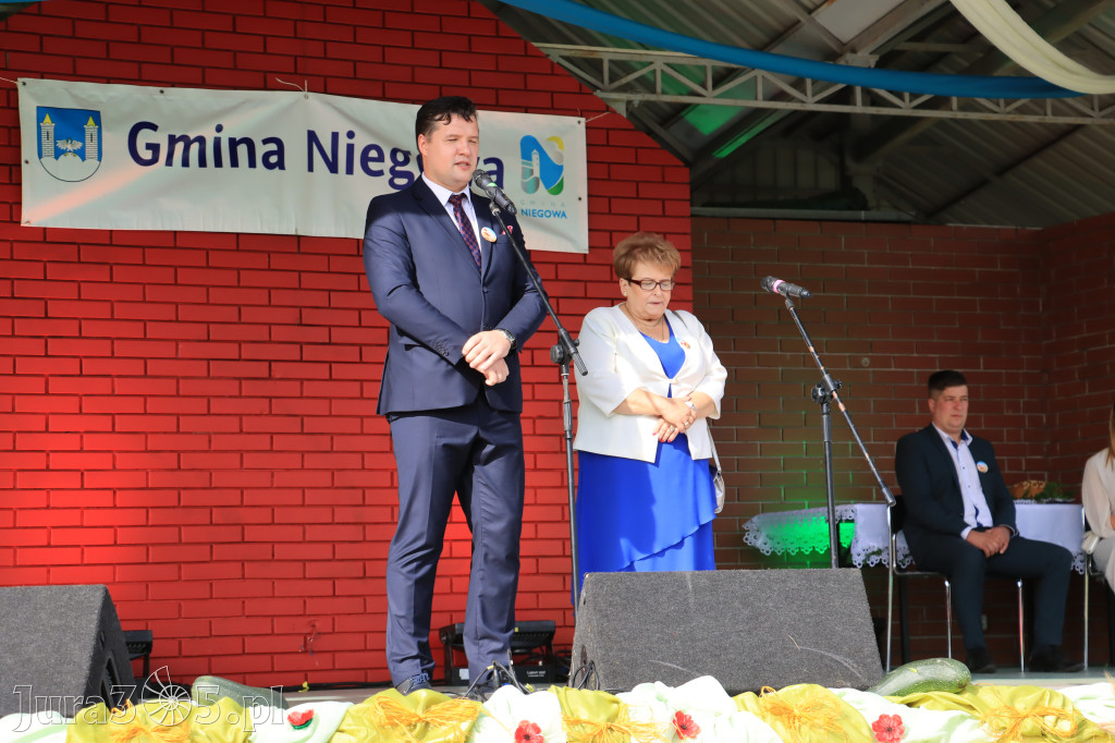 Fotorelacja: Dożynki Gminno-Parafialne w Niegowie cz. 1