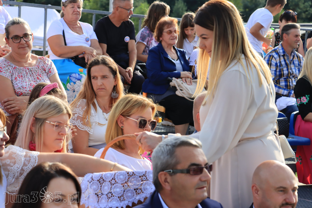 Fotorelacja: Dożynki Gminno-Parafialne w Niegowie cz. 1