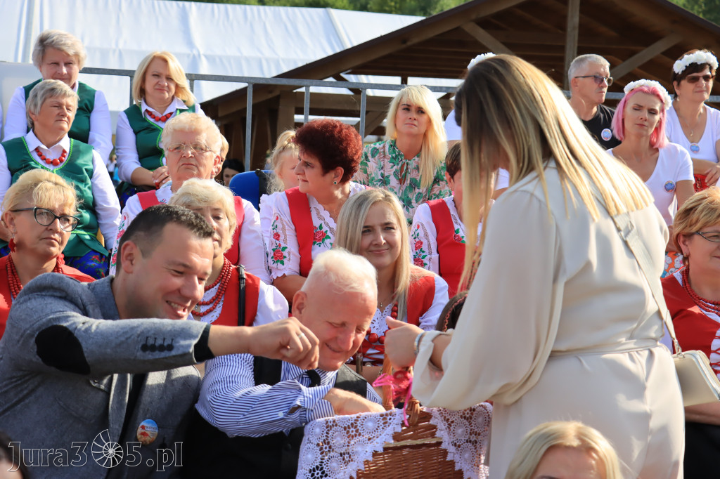 Fotorelacja: Dożynki Gminno-Parafialne w Niegowie cz. 1