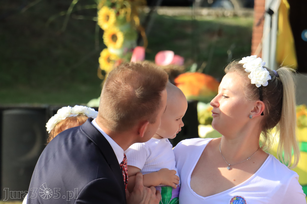 Fotorelacja: Dożynki Gminno-Parafialne w Niegowie cz. 1