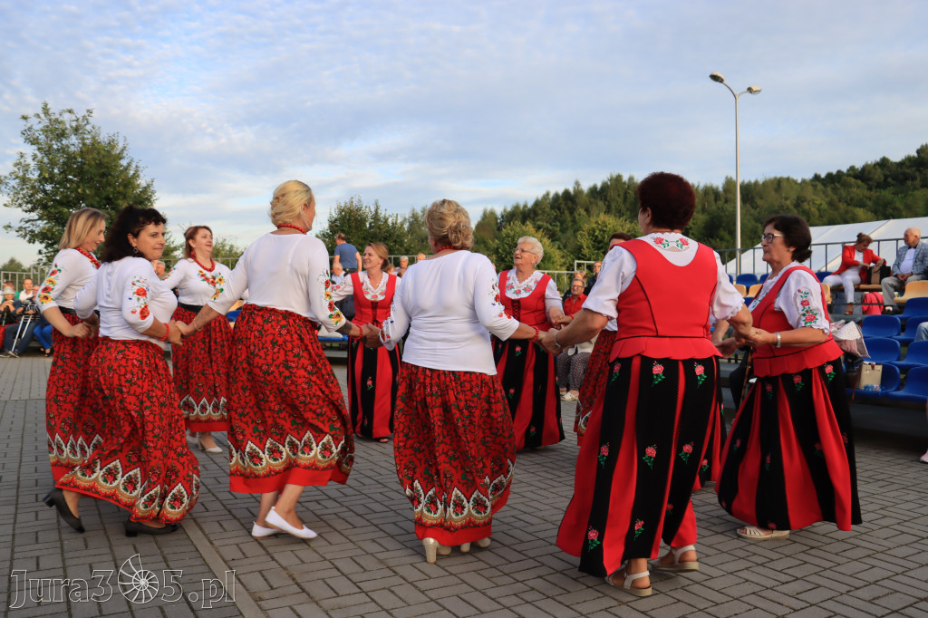Fotorelacja: Dożynki Gminno-Parafialne w Niegowie cz. 2