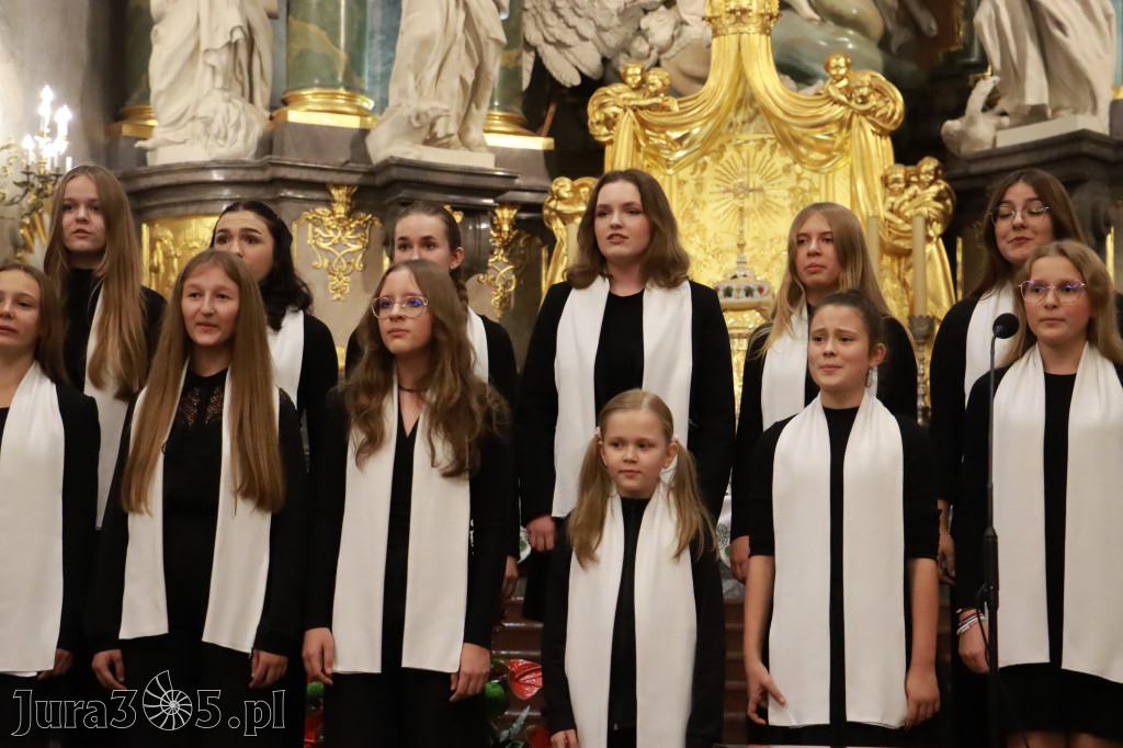 Fotorelacja: XII Międzynarodowy Festiwal Pieśni Maryjnej Częstochowa - Koziegłowy