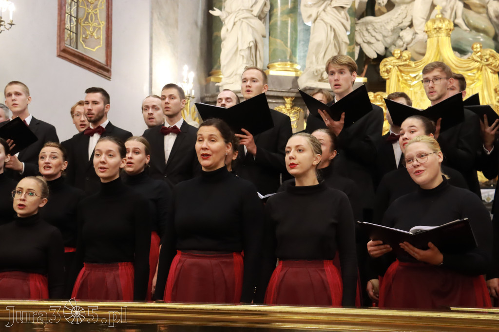 Fotorelacja: XII Międzynarodowy Festiwal Pieśni Maryjnej Częstochowa - Koziegłowy