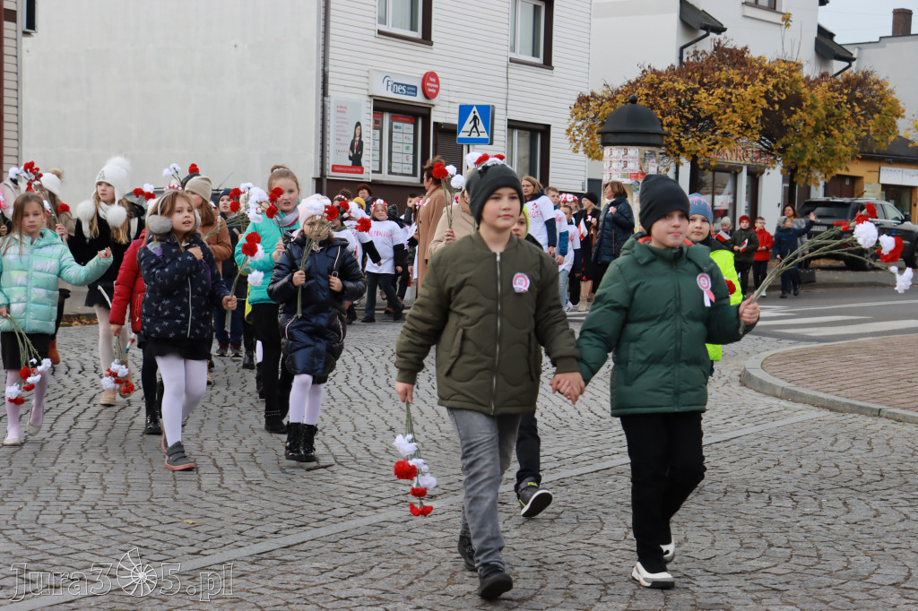 Fotorelacja Koziegłowy: Uroczystość 105. Rocznicy Odzyskania przez Polskę Niepodległości.