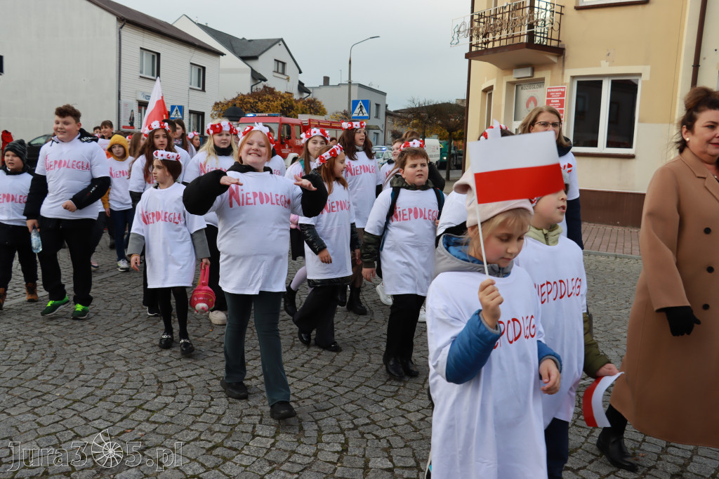 Fotorelacja Koziegłowy: Uroczystość 105. Rocznicy Odzyskania przez Polskę Niepodległości.