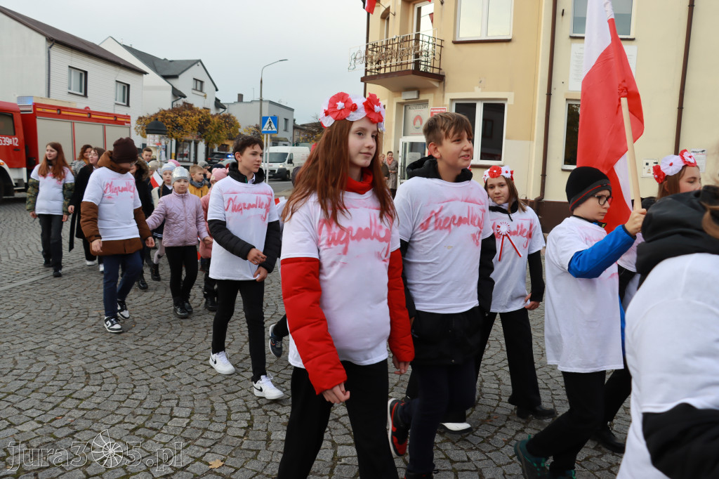 Fotorelacja Koziegłowy: Uroczystość 105. Rocznicy Odzyskania przez Polskę Niepodległości.