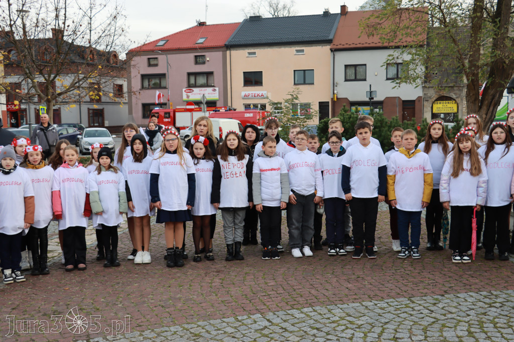 Fotorelacja Koziegłowy: Uroczystość 105. Rocznicy Odzyskania przez Polskę Niepodległości.