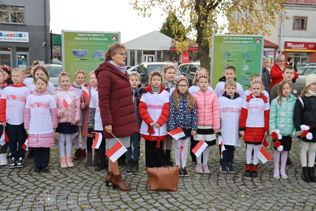 Fotorelacja Koziegłowy: Uroczystość 105. Rocznicy Odzyskania przez Polskę Niepodległości.