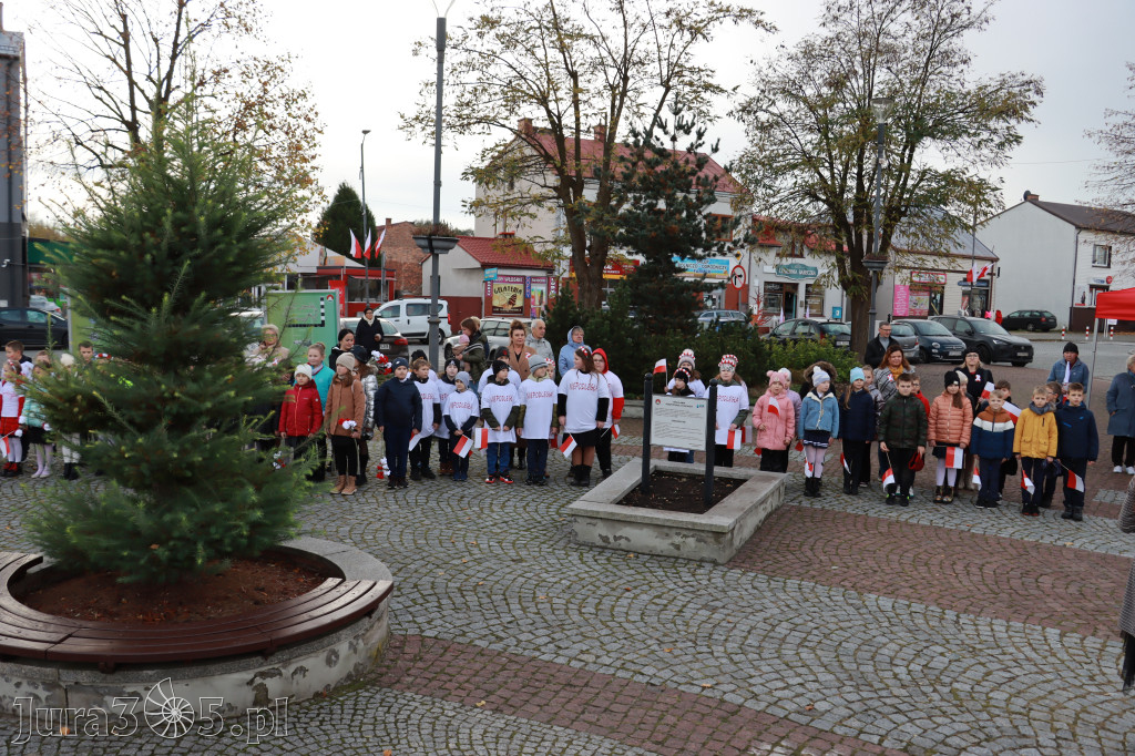 Fotorelacja Koziegłowy: Uroczystość 105. Rocznicy Odzyskania przez Polskę Niepodległości.