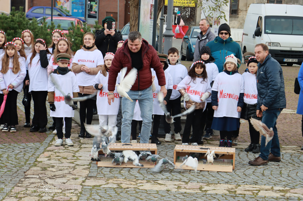 Fotorelacja Koziegłowy: Uroczystość 105. Rocznicy Odzyskania przez Polskę Niepodległości.