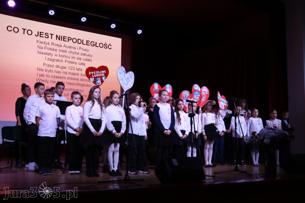 Fotorelacja Koziegłowy: Uroczystość 105. Rocznicy Odzyskania przez Polskę Niepodległości.