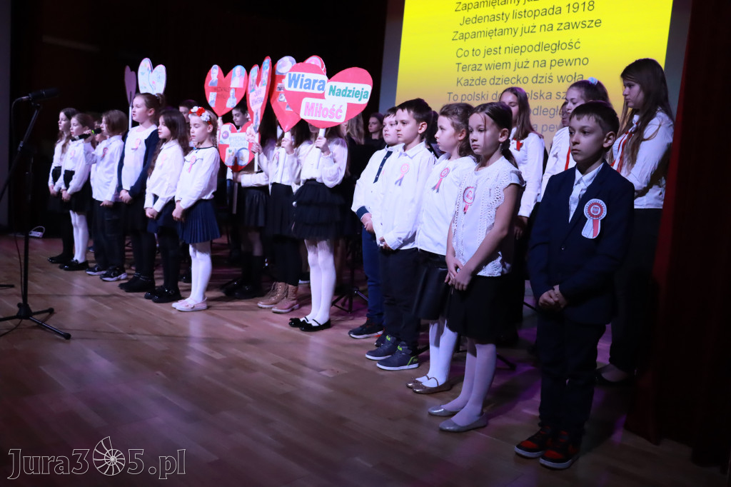 Fotorelacja Koziegłowy: Uroczystość 105. Rocznicy Odzyskania przez Polskę Niepodległości.