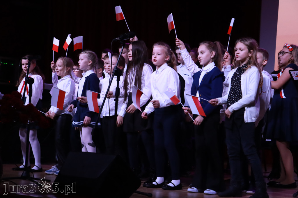 Fotorelacja Koziegłowy: Uroczystość 105. Rocznicy Odzyskania przez Polskę Niepodległości.
