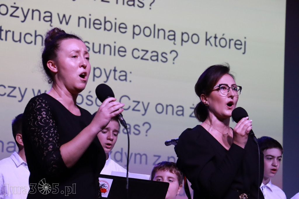 Fotorelacja Koziegłowy: Uroczystość 105. Rocznicy Odzyskania przez Polskę Niepodległości.