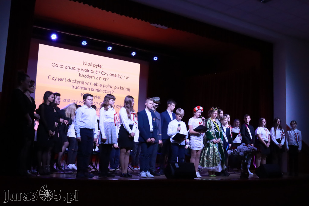 Fotorelacja Koziegłowy: Uroczystość 105. Rocznicy Odzyskania przez Polskę Niepodległości.