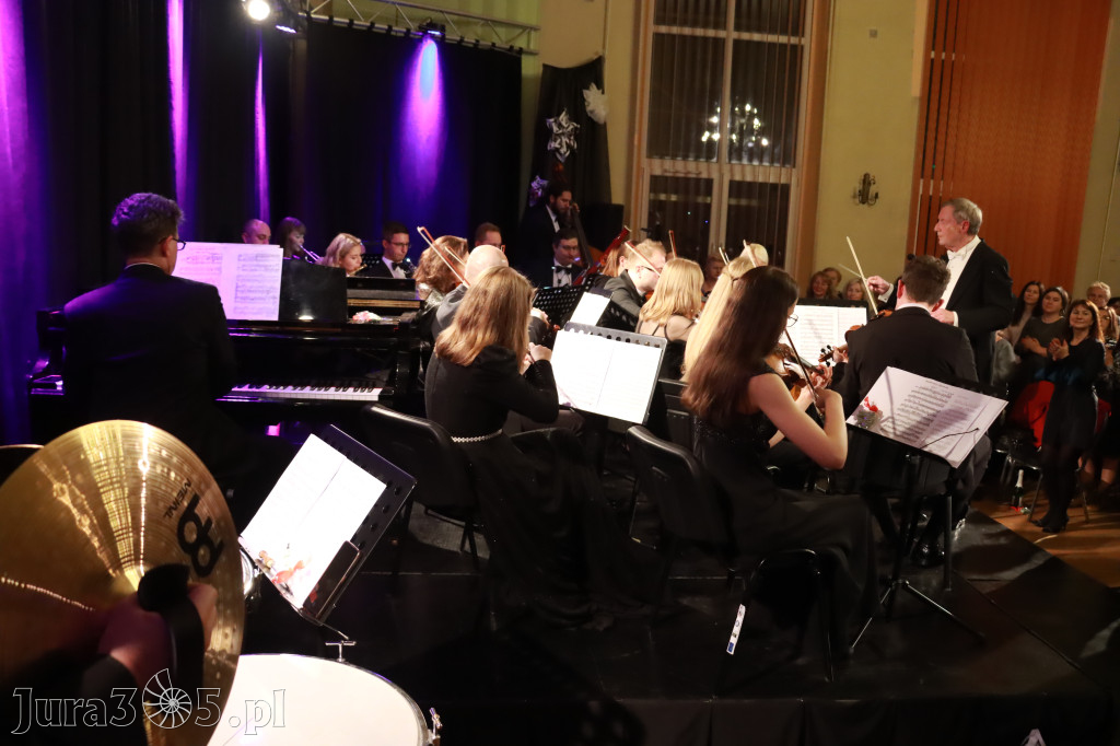 Fotorelacja: Noworoczny Aperitif...  cz. II w Filharmonii Jurajskiej