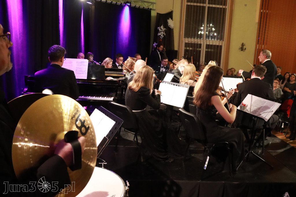 Fotorelacja: Noworoczny Aperitif...  cz. II w Filharmonii Jurajskiej