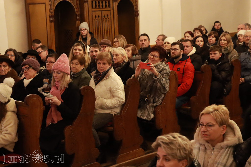  Fotorelacja: Koncert Kolęd w Kroczycach.
