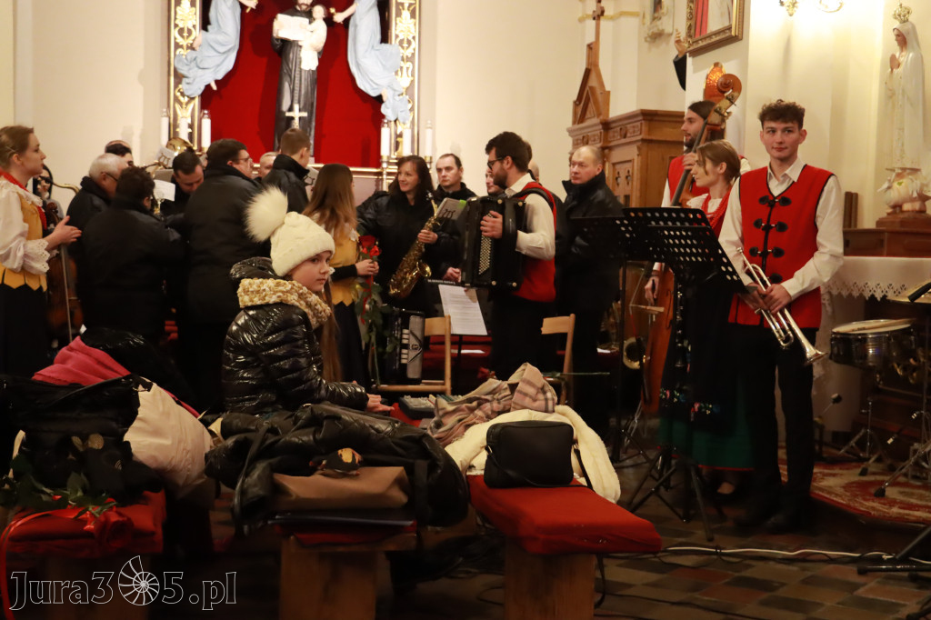  Fotorelacja: Koncert Kolęd w Kroczycach.