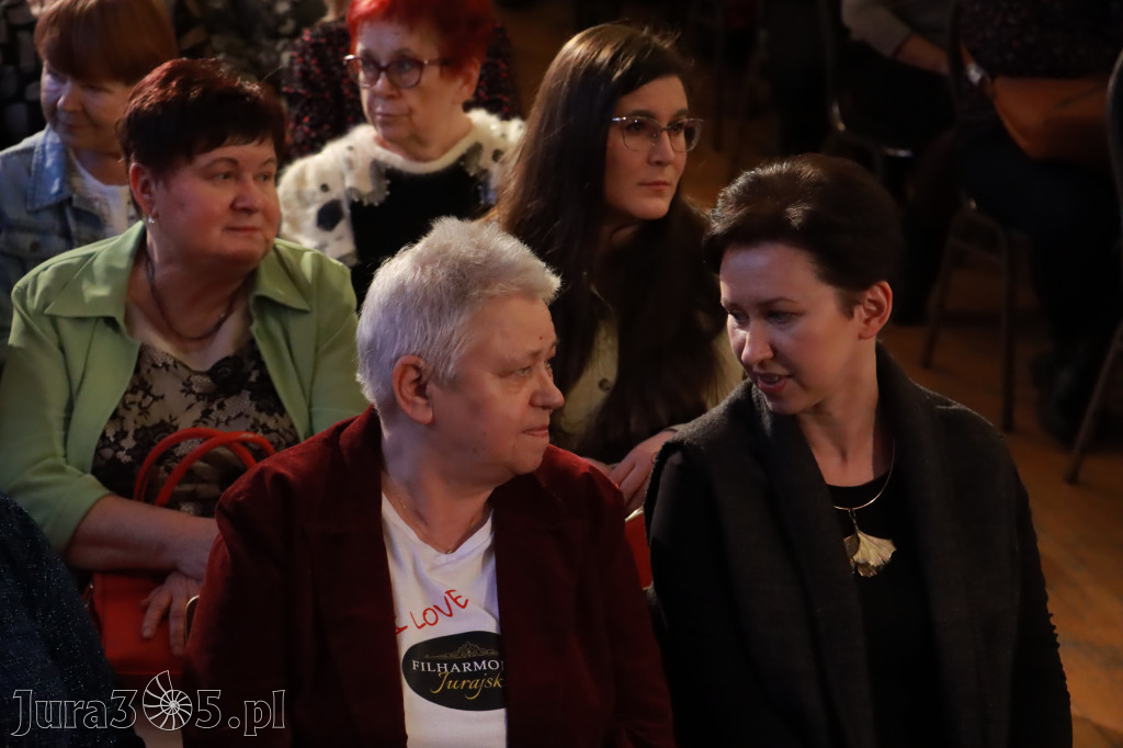 Fotorelacja: POCZTÓWKA Z PARYŻA Koncert Filharmonia Jurajska