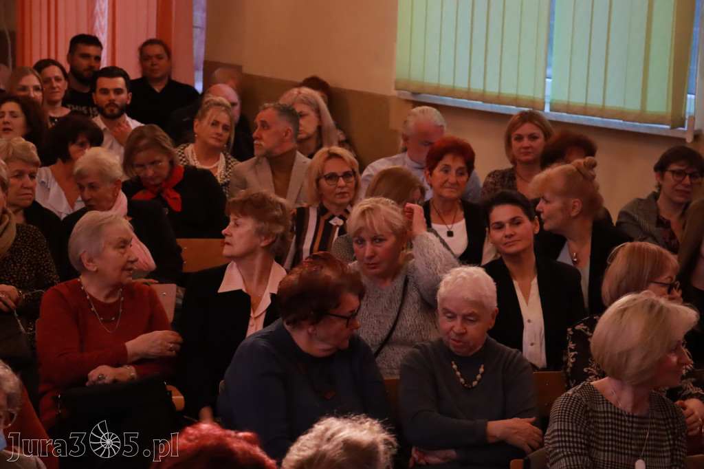 Fotorelacja: POCZTÓWKA Z PARYŻA Koncert Filharmonia Jurajska