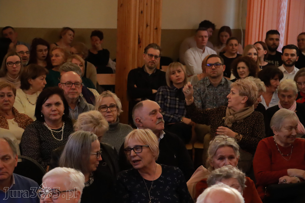 Fotorelacja: POCZTÓWKA Z PARYŻA Koncert Filharmonia Jurajska