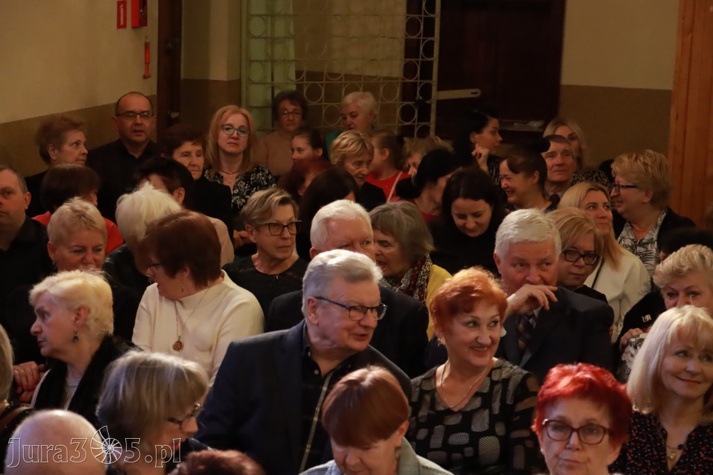 Fotorelacja: POCZTÓWKA Z PARYŻA Koncert Filharmonia Jurajska